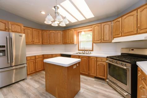 120 W Warren Street Peru IN 46970