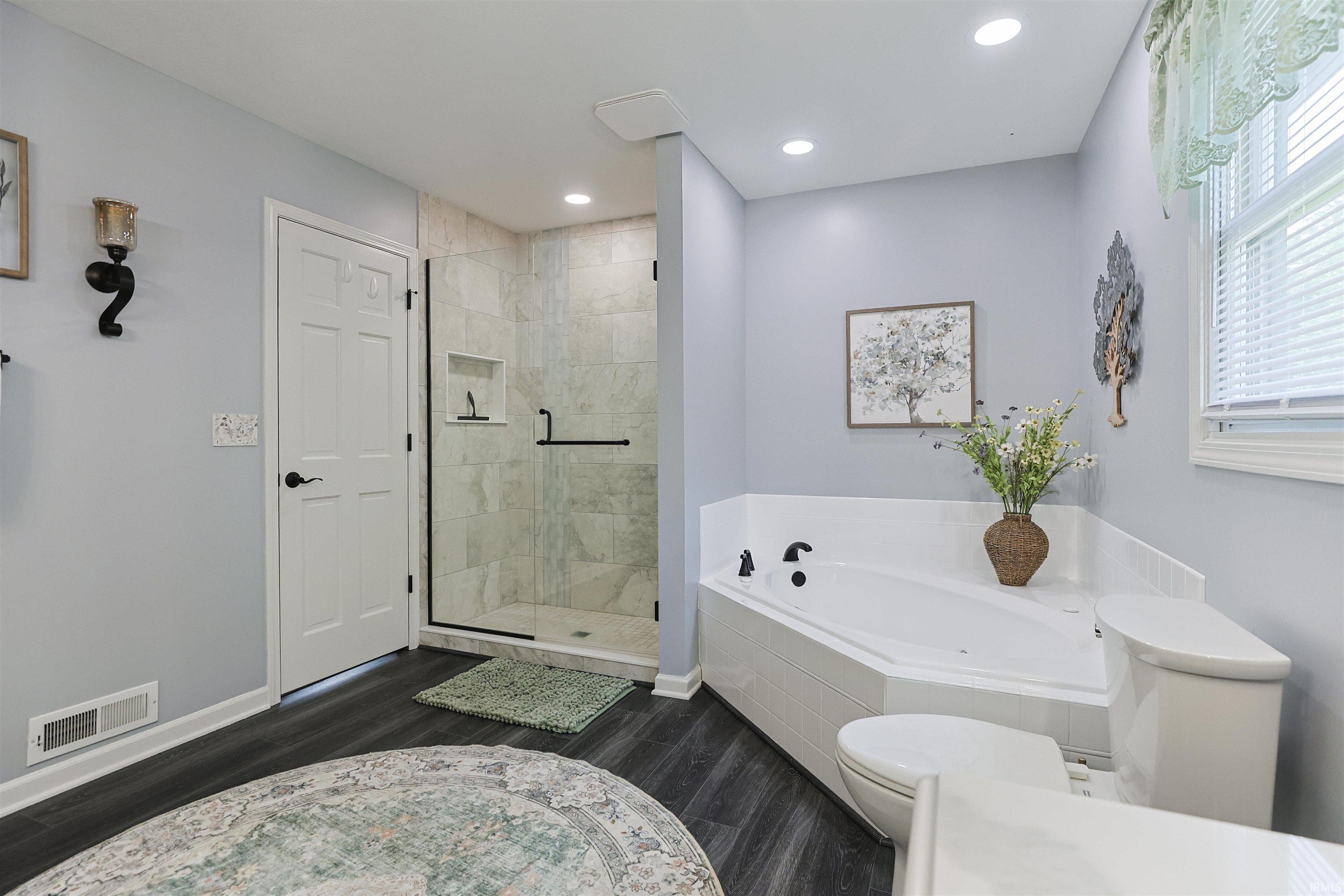 10333 Dunn Road Osceola IN 46561