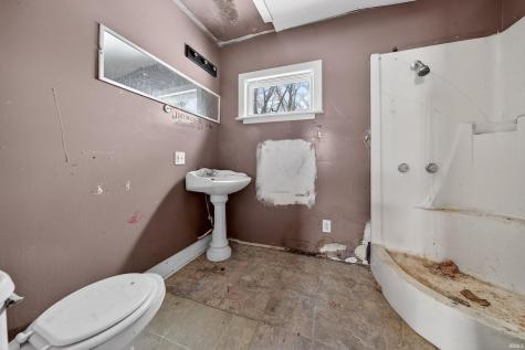 732 Barclay Street Logansport IN 46947