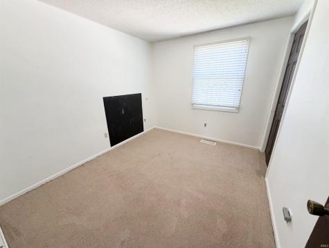 6508 Landmark Drive Fort Wayne IN 46815
