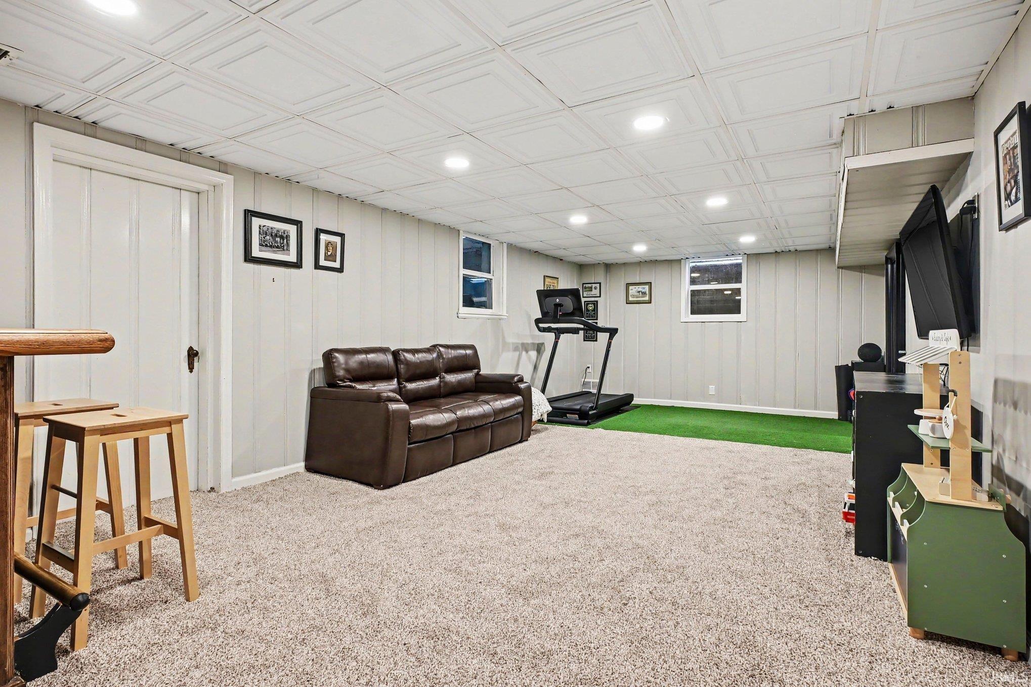 1227 E Irvington Avenue South Bend IN 46614