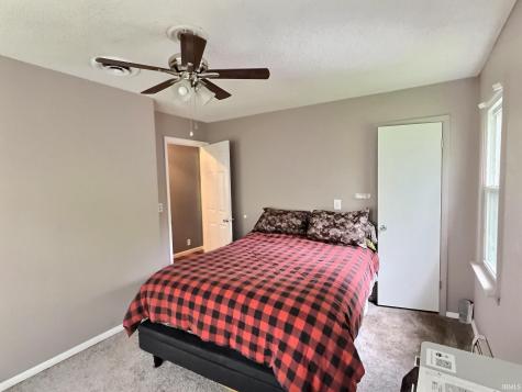 10520 W Sr 32 Yorktown IN 47396