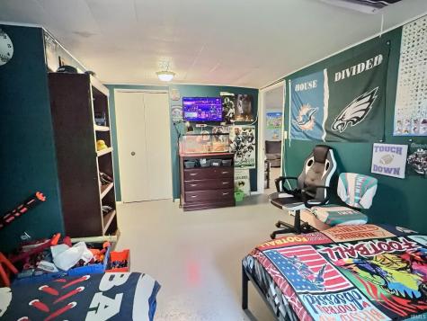 10520 W Sr 32 Yorktown IN 47396