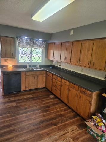 10520 W Sr 32 Yorktown IN 47396