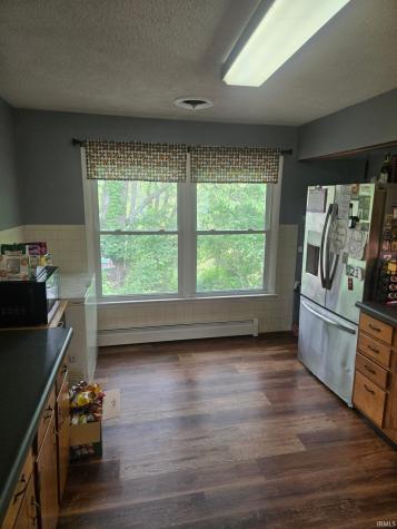 10520 W Sr 32 Yorktown IN 47396