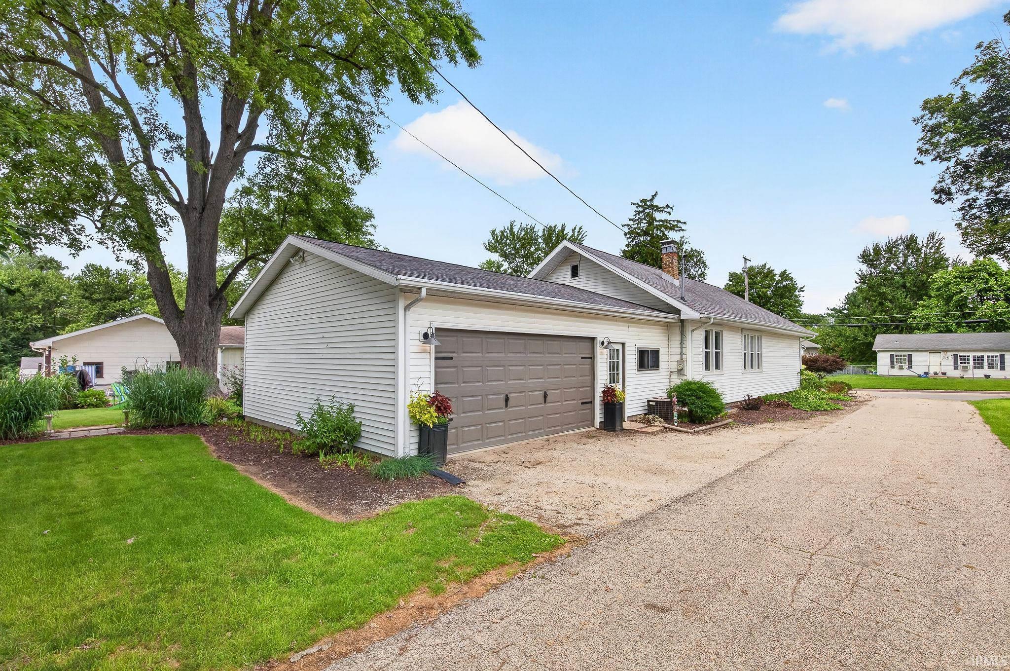 713 W Winona Avenue Warsaw IN 46580
