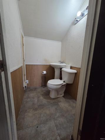 401 N First Street Owensville IN 47665