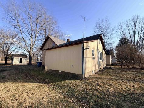 353 N Park Street Jasonville IN 47438