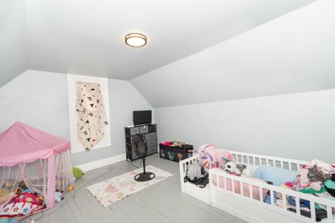 719 E 7th Street Auburn IN 46706