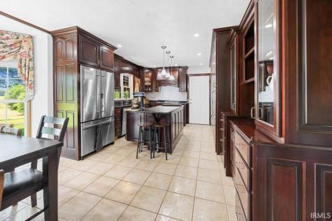 4627 S 50e Huntingburg IN 47542