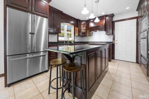 4627 S 50e Huntingburg IN 47542