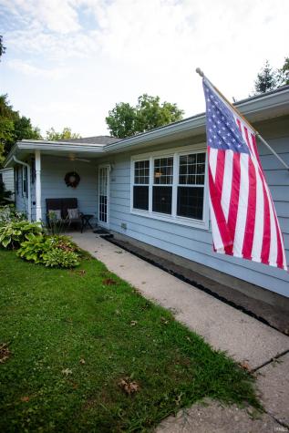 1806 W Norwood Drive Muncie IN 47304