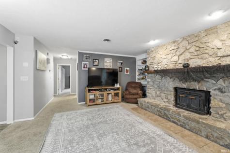 8301 N Santa Barbara Drive Muncie IN 47303
