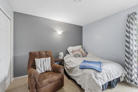 8301 N Santa Barbara Drive Muncie IN 47303