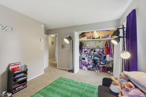 8301 N Santa Barbara Drive Muncie IN 47303