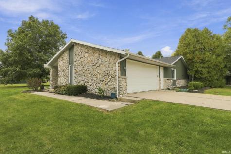 8301 N Santa Barbara Drive Muncie IN 47303