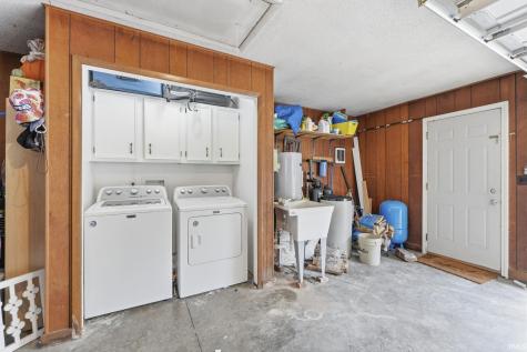 8301 N Santa Barbara Drive Muncie IN 47303
