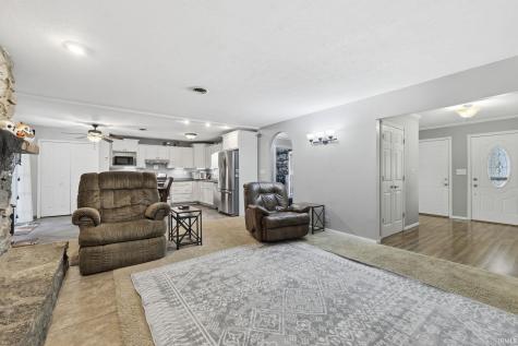 8301 N Santa Barbara Drive Muncie IN 47303