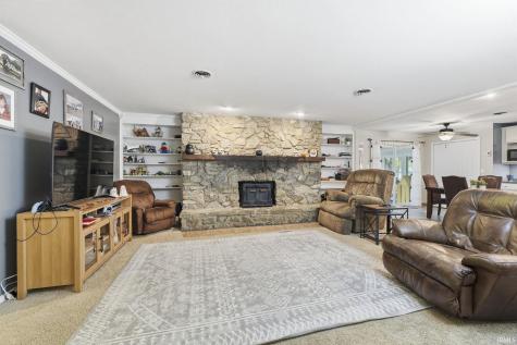 8301 N Santa Barbara Drive Muncie IN 47303