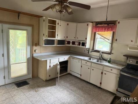 624 S 9th Street Mitchell IN 47446