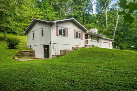 1726 Harrison Ridge Road Nashville IN 47448