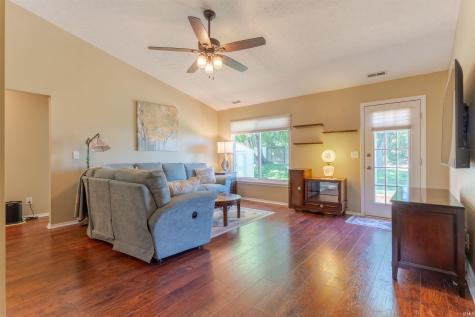 6007 Stardance Pointe Evansville IN 47715