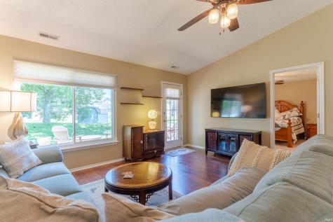 6007 Stardance Pointe Evansville IN 47715