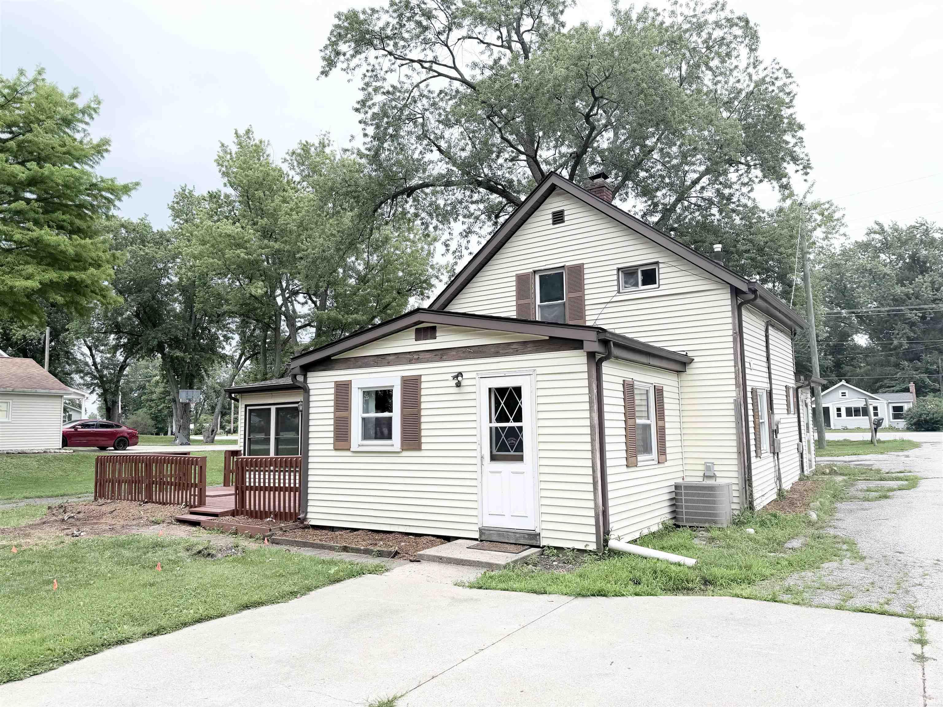65159 Us 31 Highway Lakeville IN 46536