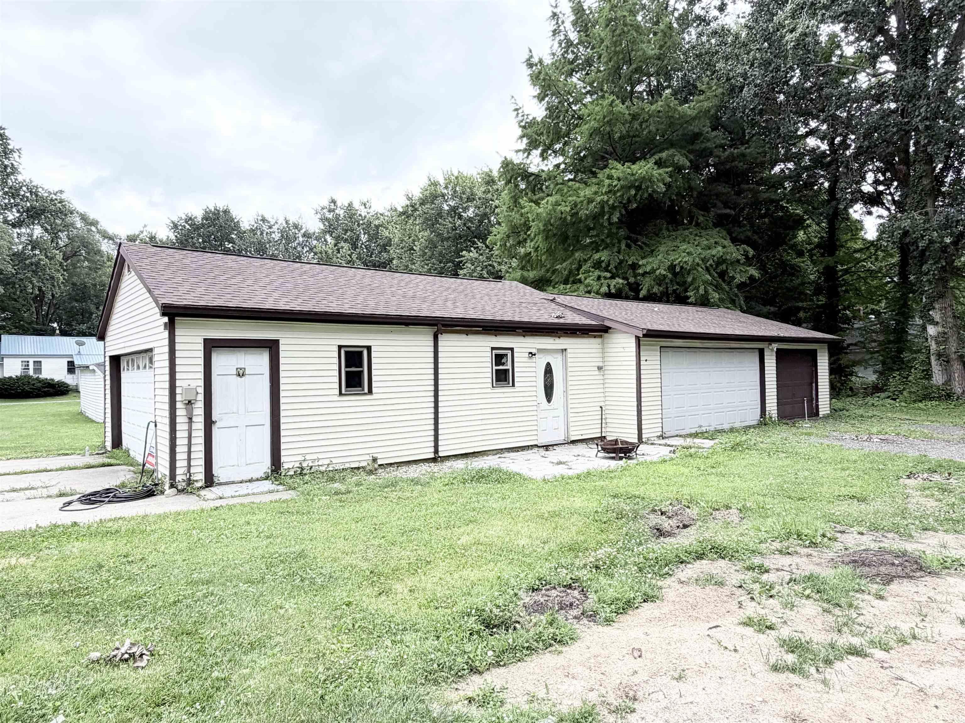 65159 Us 31 Highway Lakeville IN 46536