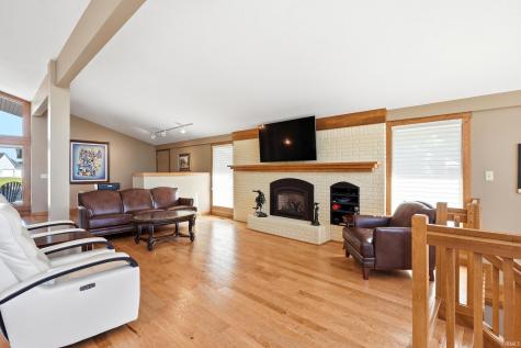 1420 Lake Bluff Drive Kendallville IN 46755