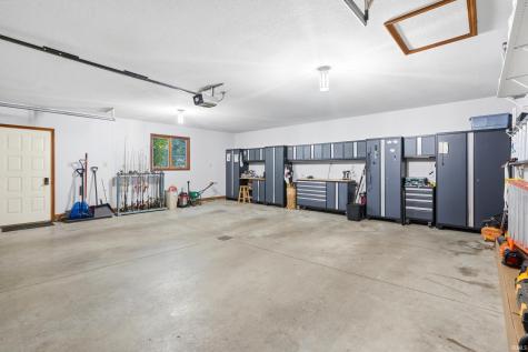 1420 Lake Bluff Drive Kendallville IN 46755