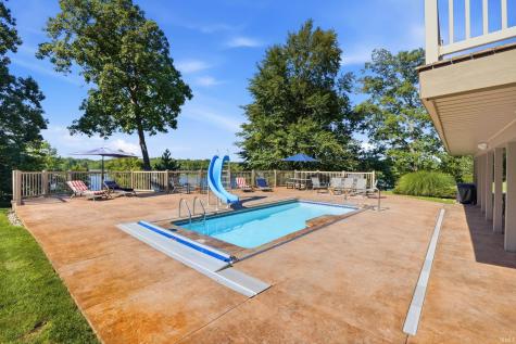 1420 Lake Bluff Drive Kendallville IN 46755