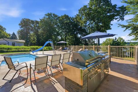 1420 Lake Bluff Drive Kendallville IN 46755