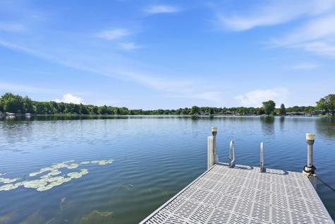 1420 Lake Bluff Drive Kendallville IN 46755