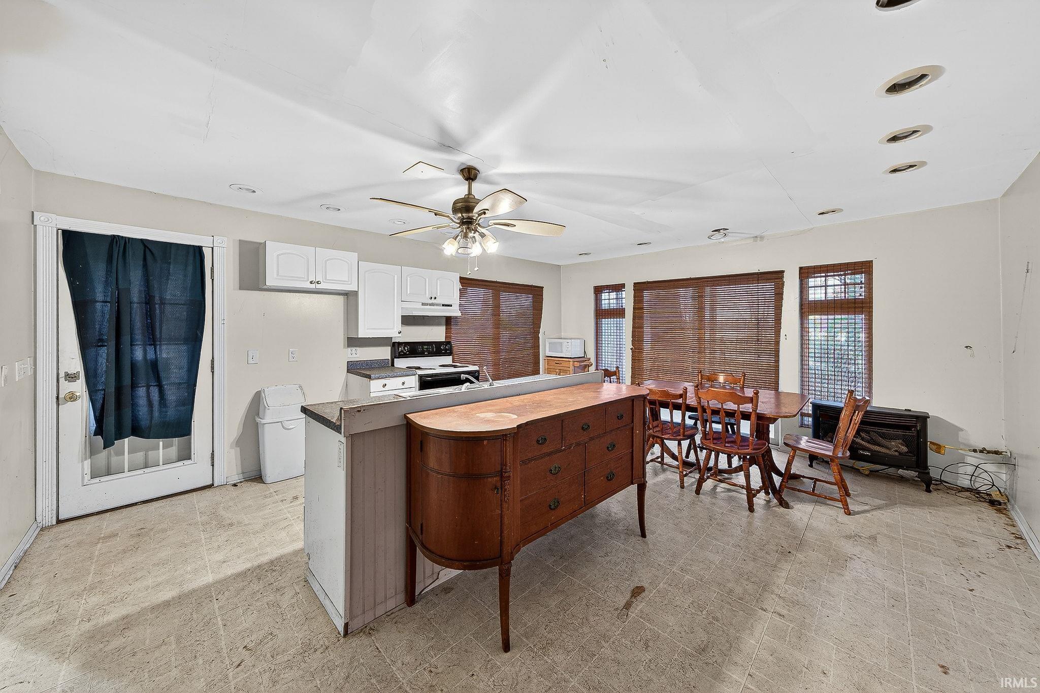 8211 N Tippecanoe Drive Walkerton IN 46574
