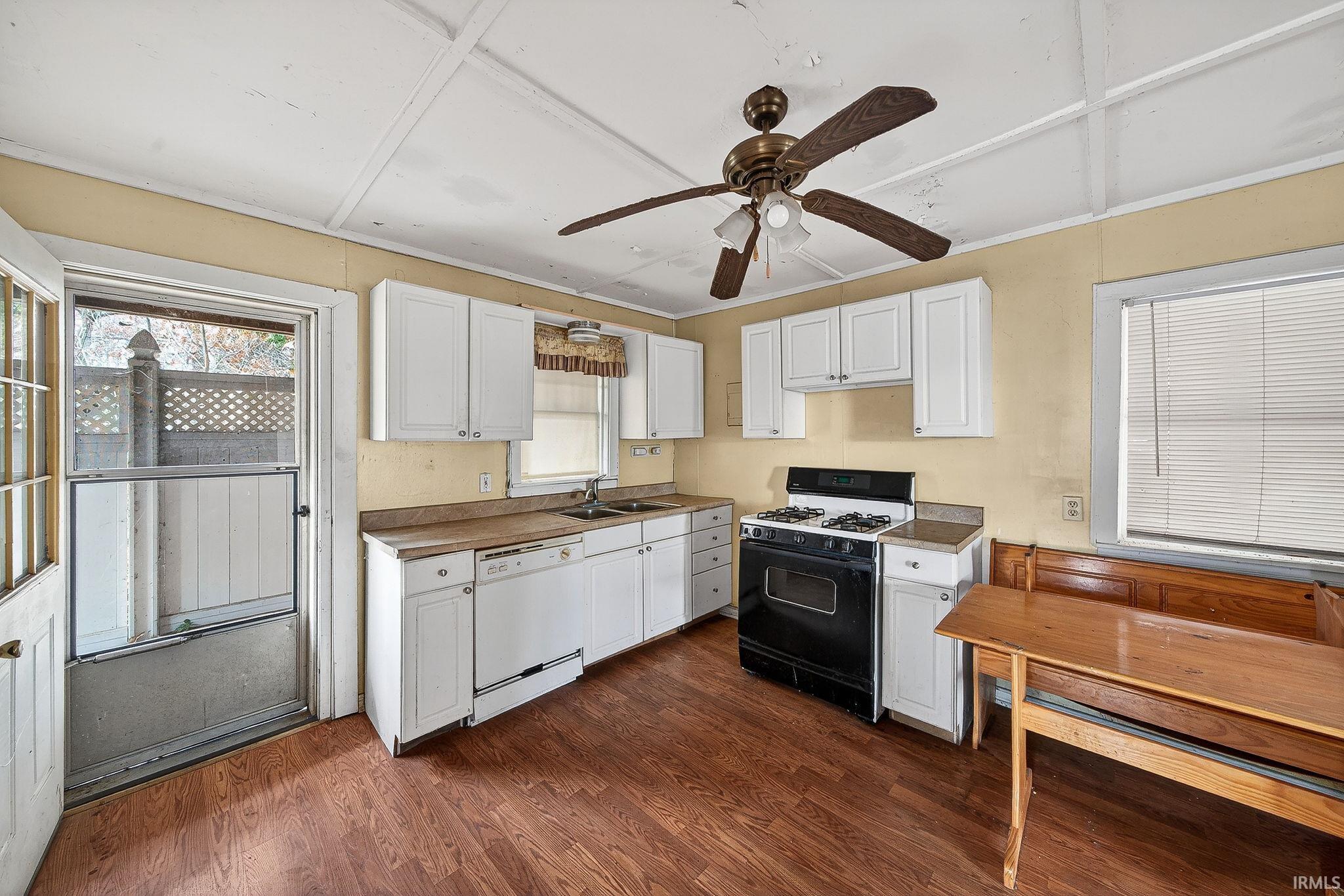 8211 N Tippecanoe Drive Walkerton IN 46574