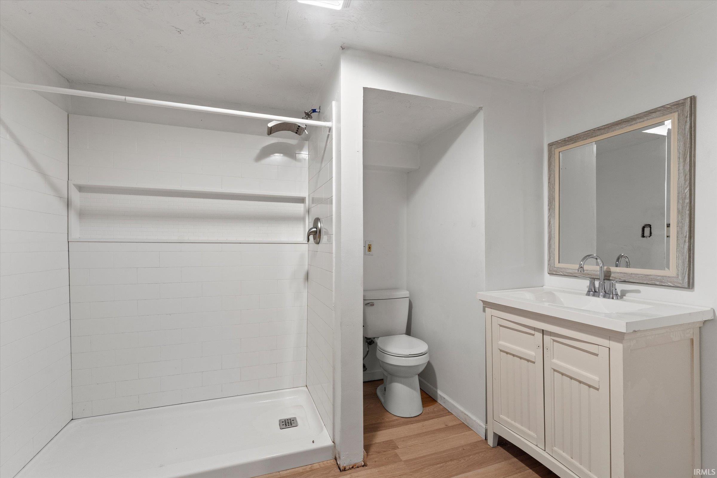 117 Graywood Avenue Elkhart IN 46516