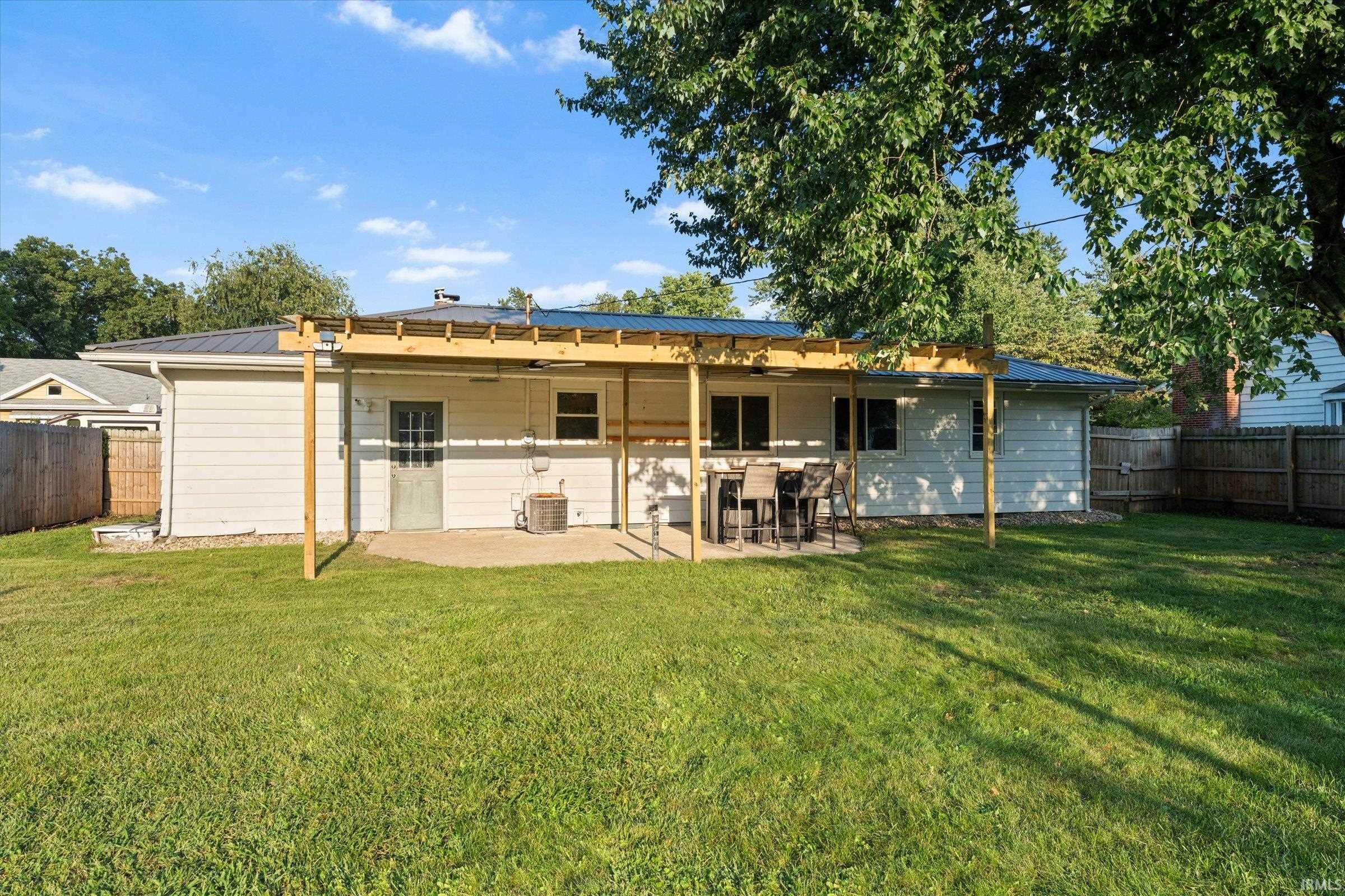 117 Graywood Avenue Elkhart IN 46516