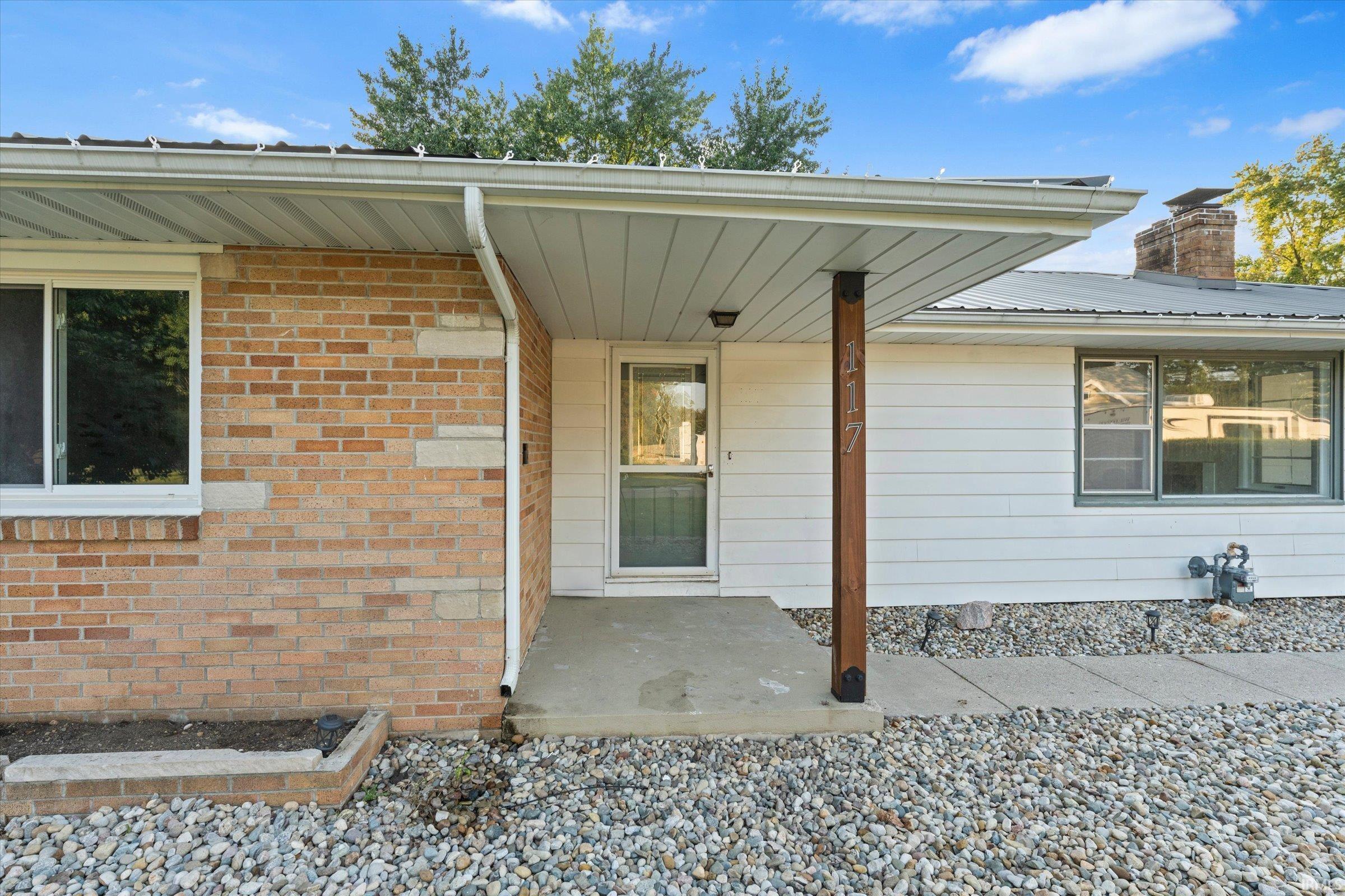 117 Graywood Avenue Elkhart IN 46516