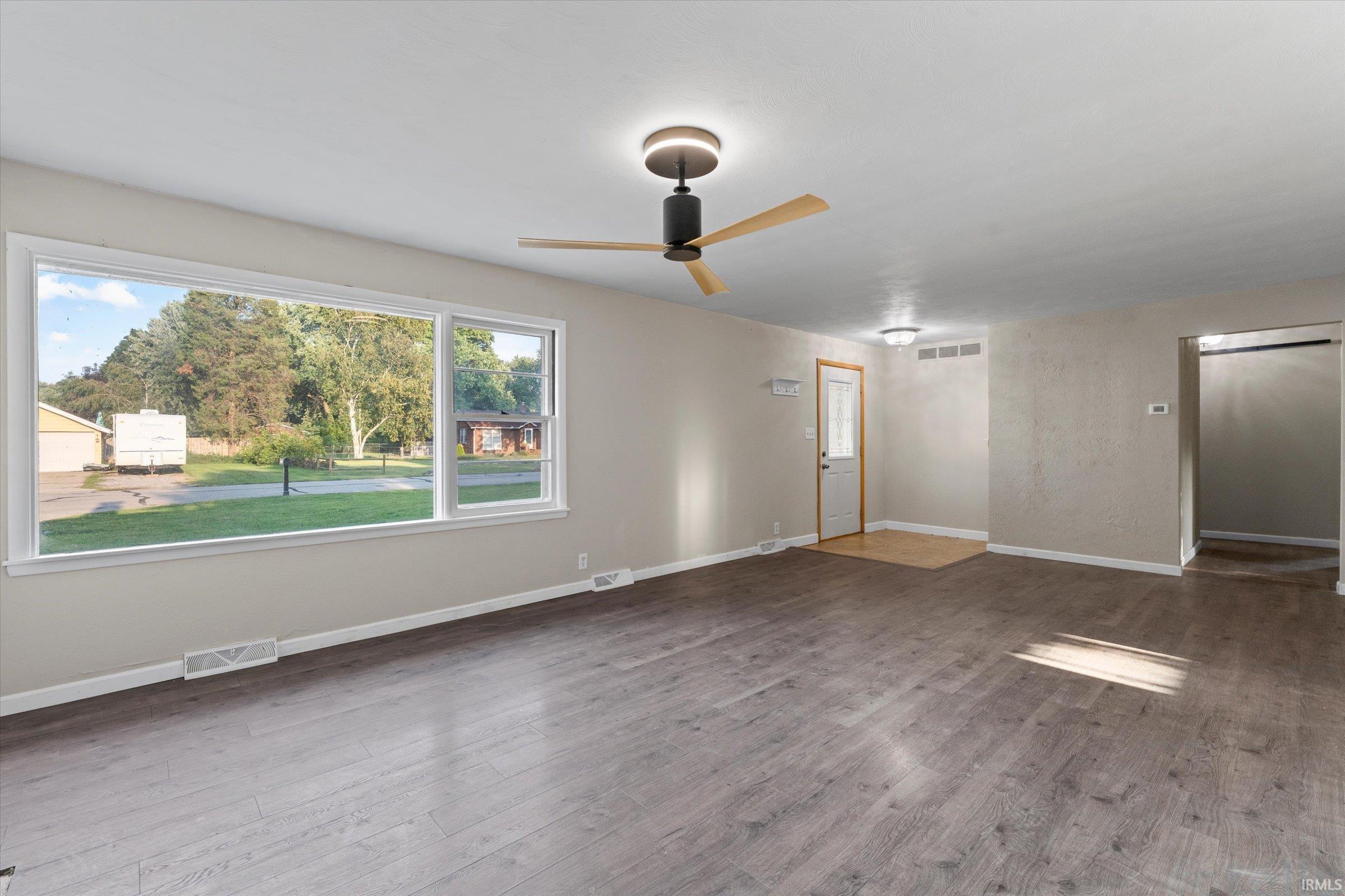 117 Graywood Avenue Elkhart IN 46516