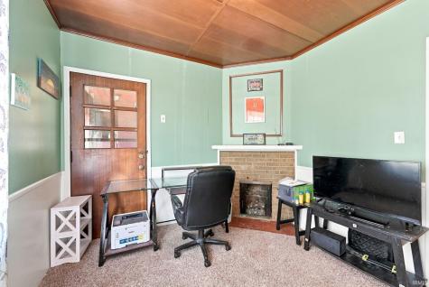 4230 Indiana Avenue Fort Wayne IN 46807