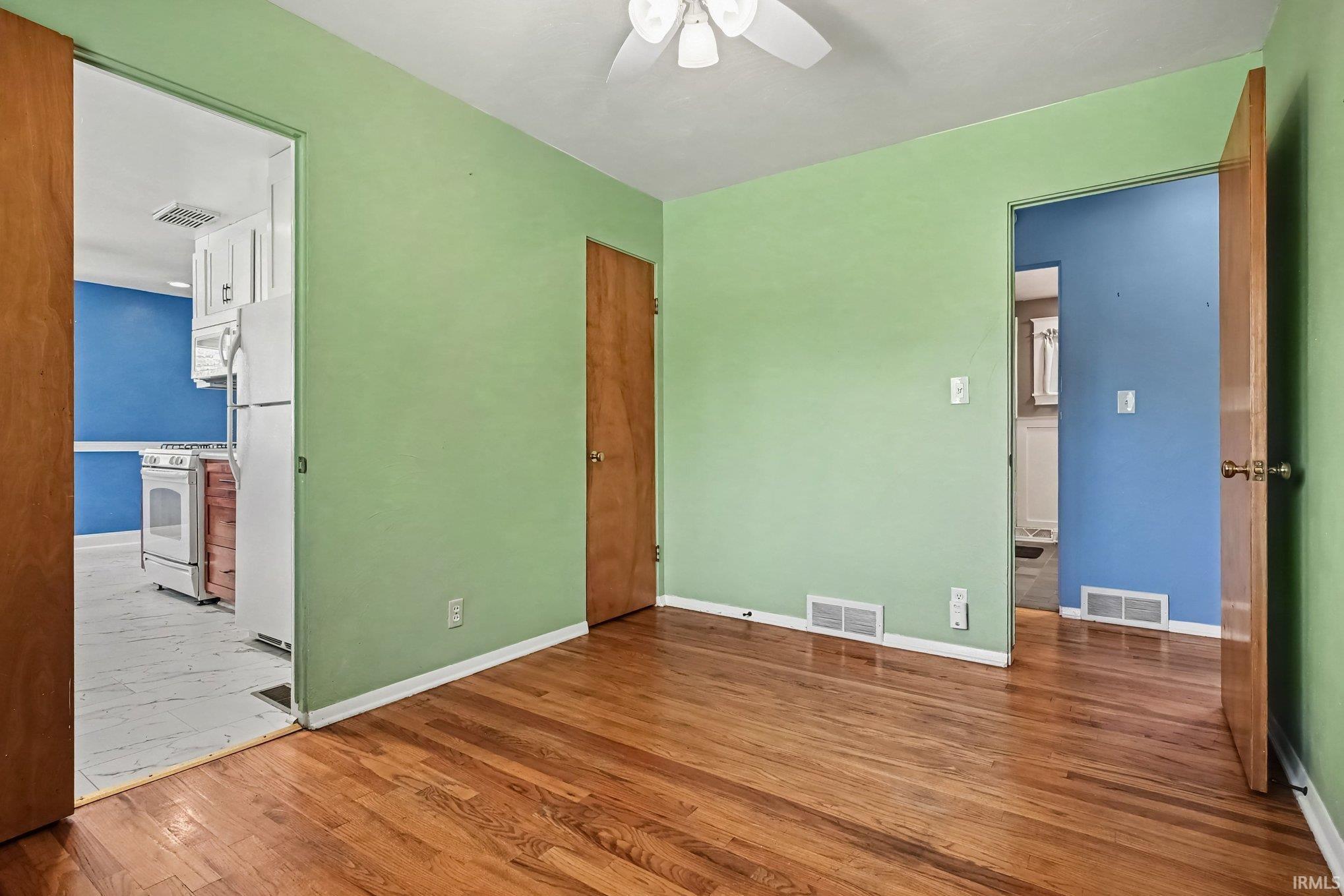 2633 Edison Road South Bend IN 46615