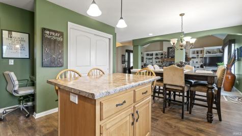 7233 Summerlyn Drive Fort Wayne IN 46835
