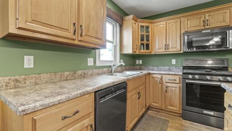7233 Summerlyn Drive Fort Wayne IN 46835