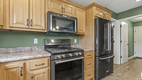 7233 Summerlyn Drive Fort Wayne IN 46835