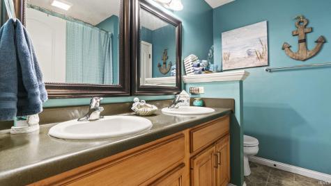 7233 Summerlyn Drive Fort Wayne IN 46835
