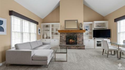 7233 Summerlyn Drive Fort Wayne IN 46835