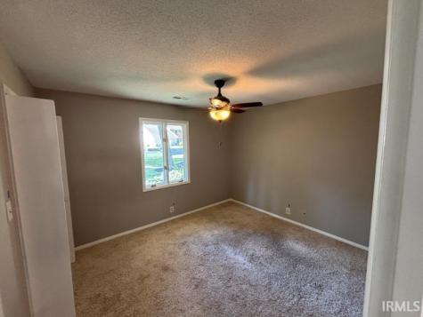 4404 W Kings Row Street Muncie IN 47304