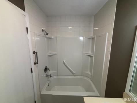 4404 W Kings Row Street Muncie IN 47304