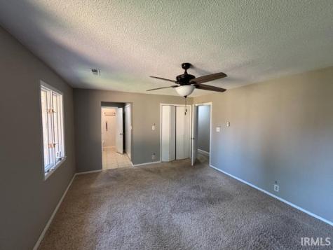 4404 W Kings Row Street Muncie IN 47304
